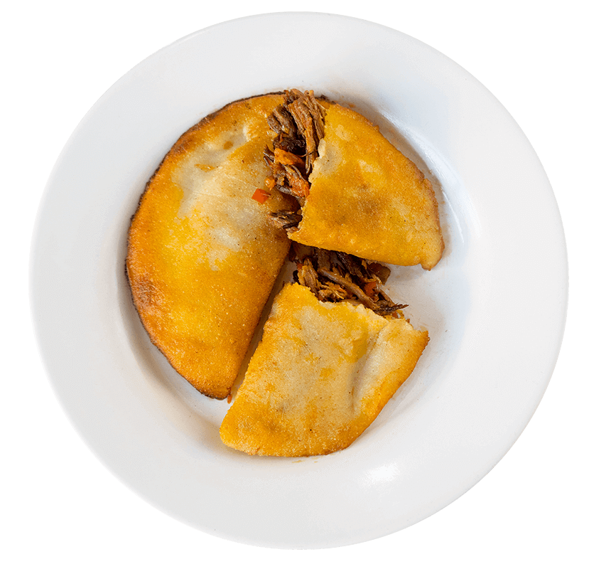 Empanada venezolana con carne mechada